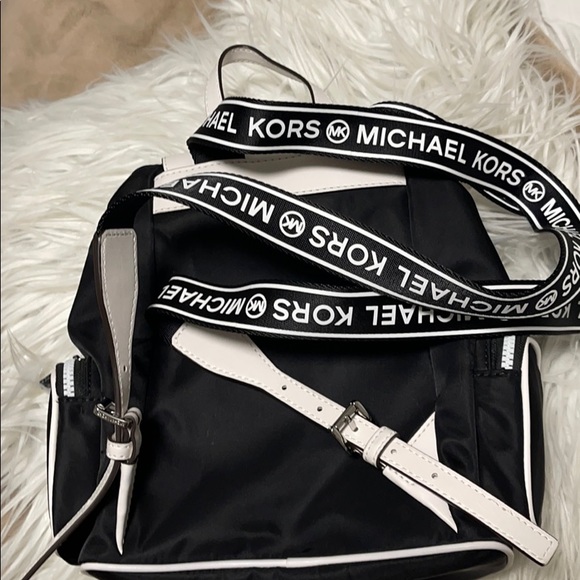 Little backpack! - Picture 2 of 2